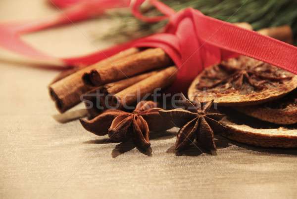 [[stock_photo]]: Belle · Noël · couronne · bougies · jouets · neige