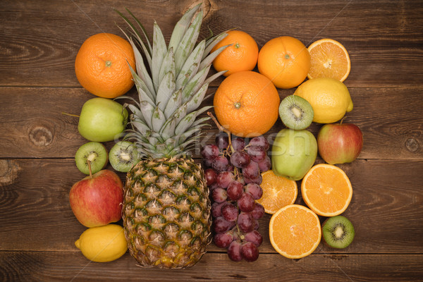 Savoureux fruits orange kiwi raisins pommes [[stock_photo]] © tarczas