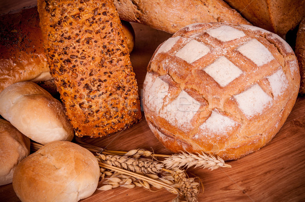 Groupe différent type table en bois pain alimentaire [[stock_photo]] © tarczas