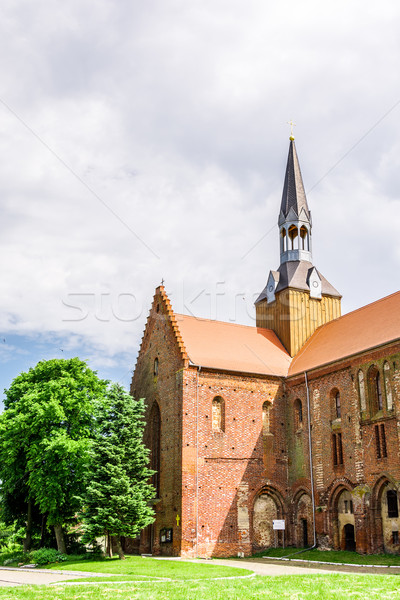 Voetganger groot architectuur Europa toren christelijke Stockfoto © tarczas