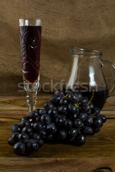 Stockfoto: Bos · donkere · druiven · glas · wijn · houten