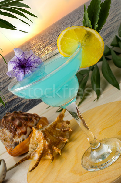 Stockfoto: Blauw · cocktail · tropische · zee · zonsondergang · martini