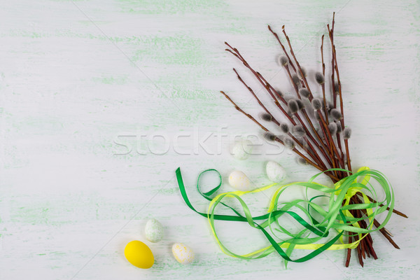 Huevos de Pascua sauce verde cinta feliz pascua Foto stock © TasiPas