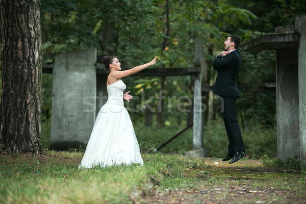 [[stock_photo]]: Mariée · marié · rire · parc · femme