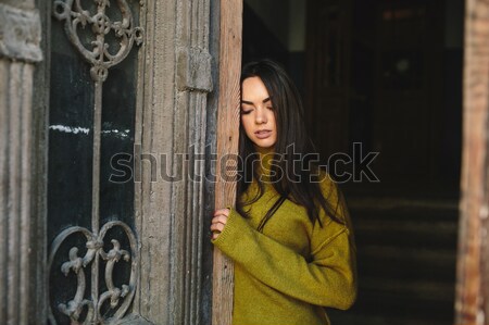 Stock fotó: Gyönyörű · modell · öreg · ajtó · fiatal · gyönyörű · lány