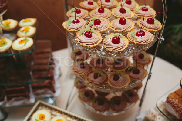Delicioso pastel de bodas boda fiesta chocolate azul Foto stock © tekso