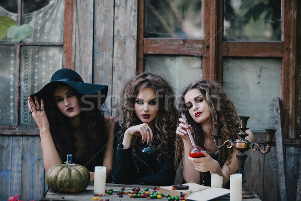 Trois vintage magie rituel table élixir Photo stock © tekso