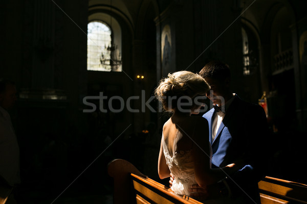 Braut Bräutigam beleuchtet Licht Sitzung Bank Stock foto © tekso