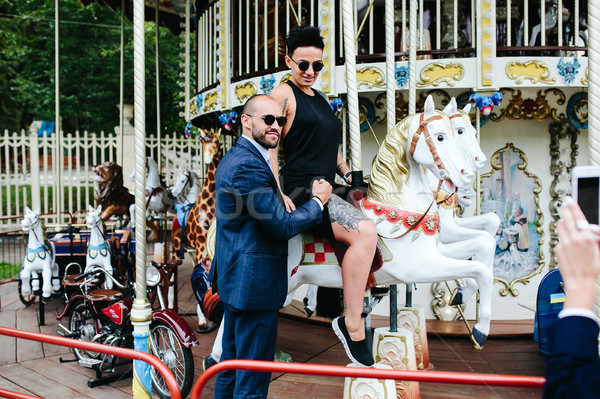 [[stock_photo]]: Adulte · homme · femme · carrousel · joyeux · fille