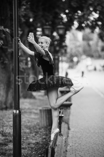 Foto stock: Bailarina · rua · menina · cidade · beleza · balé