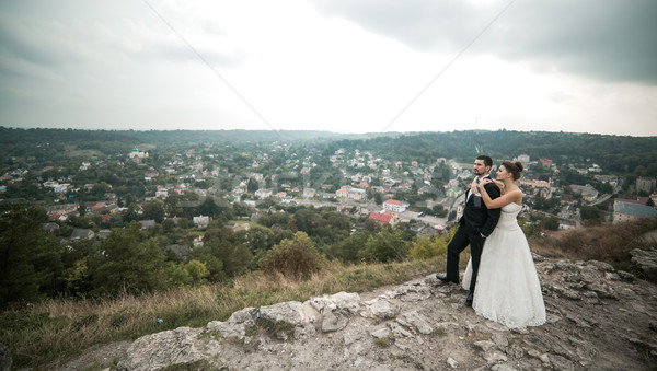 Foto stock: Boda · Pareja · posando · cámara · mujer · cielo