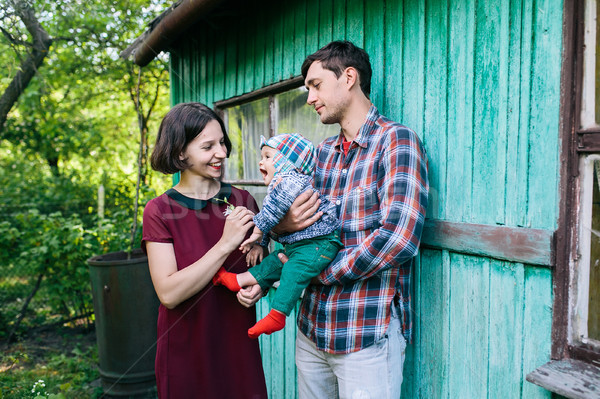 Foto stock: Jovem · família · criança · natureza · posando · abandonado