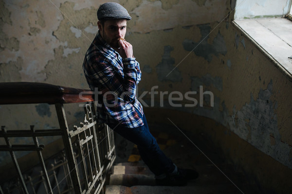 человека позируют джинсов подлинный сапогах здоровья Сток-фото © tekso