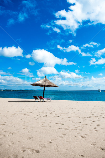 Plaży schronisko idylliczny resort biały piasek niebieski Zdjęcia stock © thisboy