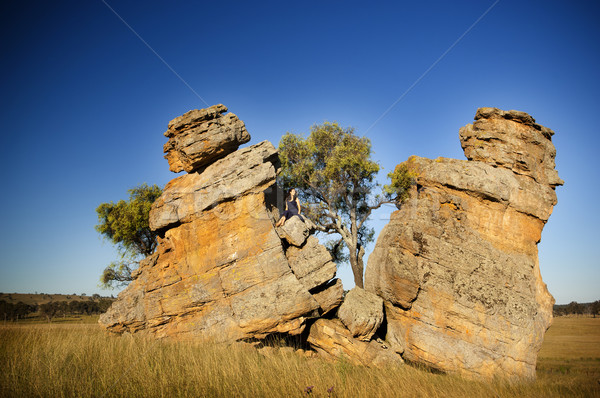 Stock foto: Felsen · Frau · Kleid · zwei · abgesondert