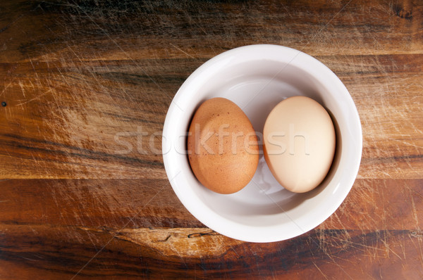 Ovos tigela dois diferente pequeno Foto stock © THP