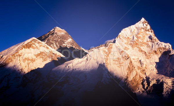 Monte Everest cielo azul Nepal himalaya montana Foto stock © THP