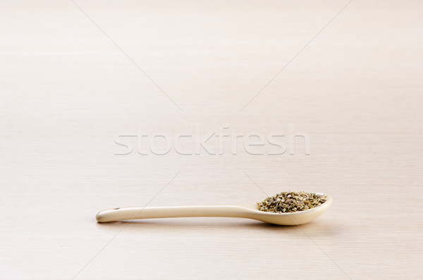 Oregano lingură spatiu copie lemn frunze Imagine de stoc © THP