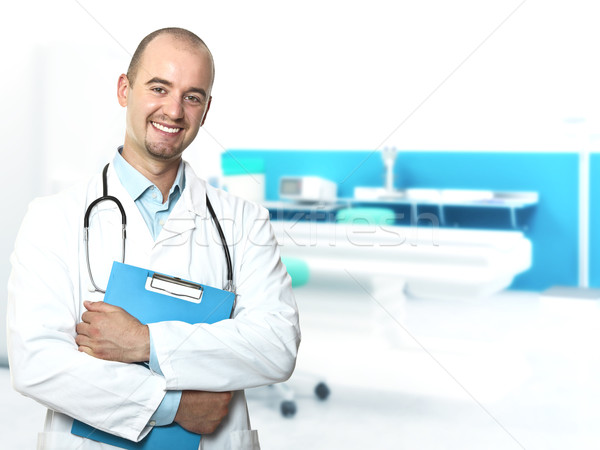 Photo stock: Jeunes · médecin · portrait · hôpital · heureux · médicaux