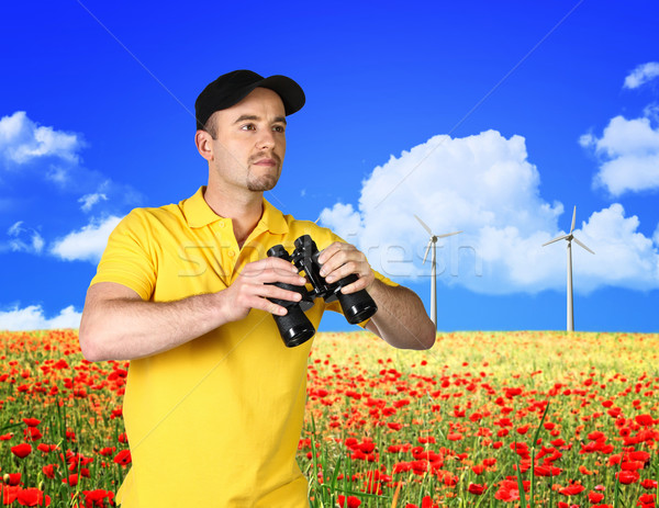 Człowiek moc wiatr stacja patrząc czerwony Zdjęcia stock © tiero