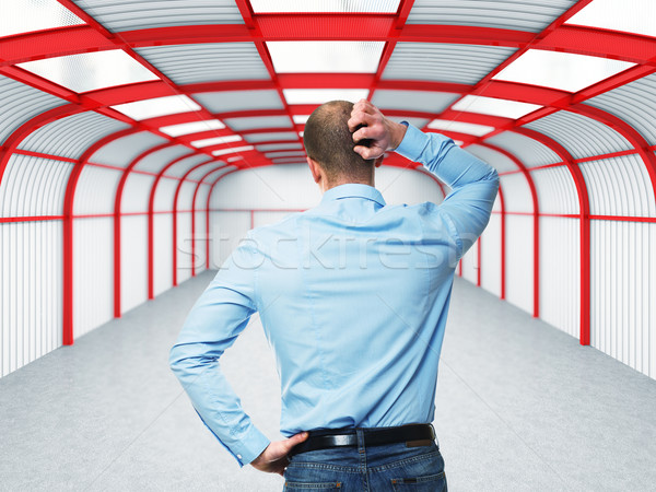 Vazio armazém caucasiano em pé homem olhando Foto stock © tiero
