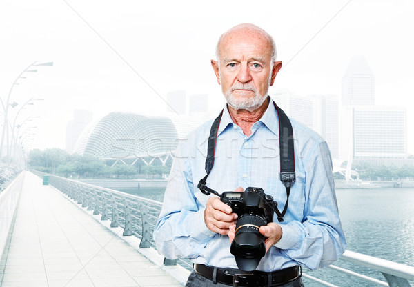 Сток-фото: старший · репортер · портрет · фотограф · Сингапур · путешествия