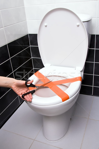 Toilettes problème ciseaux ruban adhésif rouge [[stock_photo]] © timbrk
