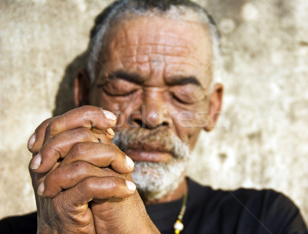 Oude afrikaanse zwarte man gezicht zon huid Stockfoto © tish1