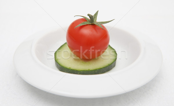 Régime alimentaire repas concombre tomate plaque casse-croûte [[stock_photo]] © tlorna