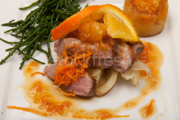 Eend oranje saus traditioneel frans schotel Stockfoto © tlorna