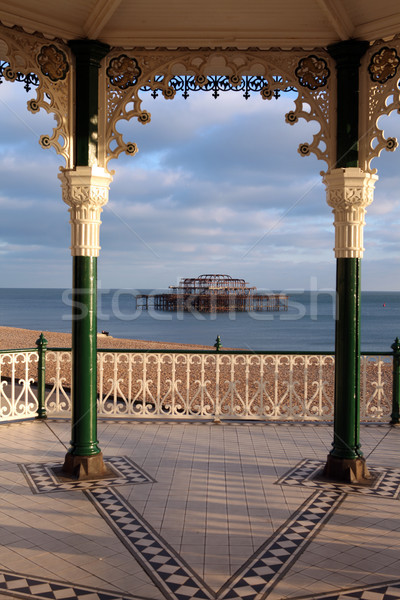 Pier Engeland sussex kust strand water Stockfoto © tlorna