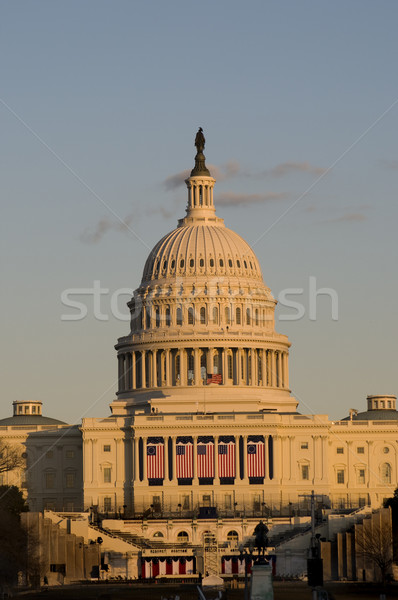 Capitólio edifício belo pôr do sol iluminação casa Foto stock © tmainiero