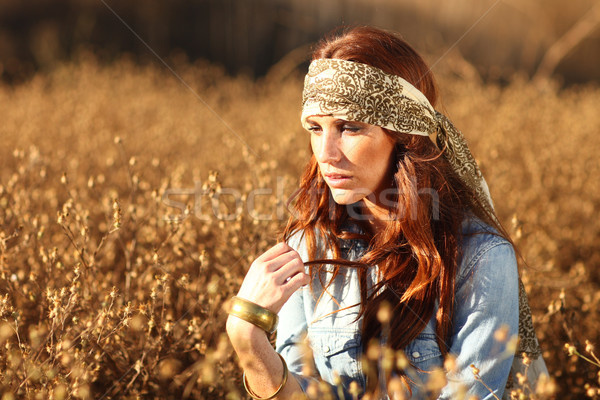 Schöne Frau Bereich Sommerzeit jungen Hände Gesicht Stock foto © tobkatrina