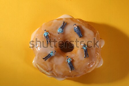 Politie voedsel miniatuur Blauw werken Stockfoto © tobkatrina