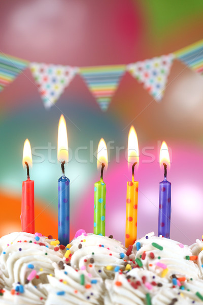 Viering ballonnen kaarsen cake gelukkige verjaardag Blauw Stockfoto © tobkatrina