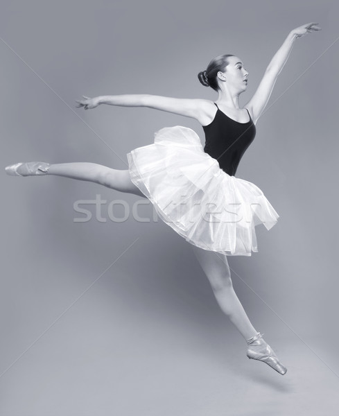 Bella ballerino di danza classica ritratto ragazza donne modello Foto d'archivio © tobkatrina