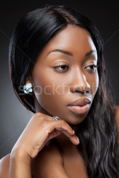 Tökéletes fekete szépség portré fiatal kéz Stock fotó © tommyandone