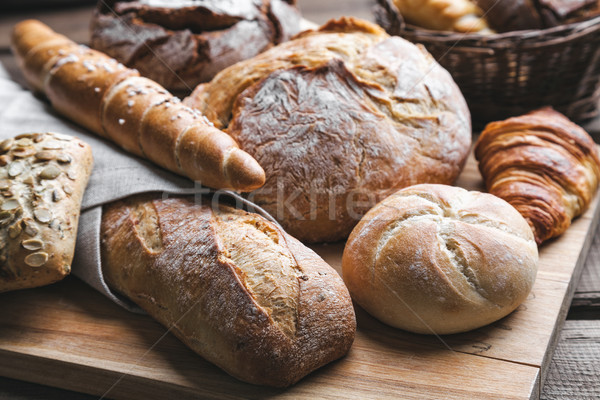 ストックフォト: 新鮮な · パン · 木製
