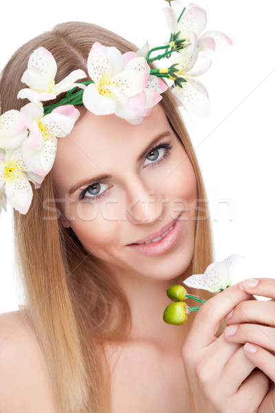 Gyönyörű nő korona virágok gyönyörű fiatal szőke nő Stock fotó © tommyandone