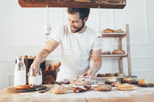 Stockfoto: Bakker · variëteit · heerlijk · vers · gebakken · brood