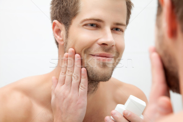 Morgen Hygiene Bad gut aussehend Mann schauen Stock foto © tommyandone