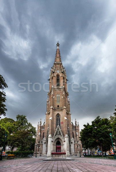 Fehér katolikus templom Bécs Ausztria épület Stock fotó © tommyandone