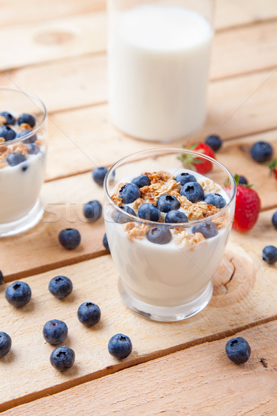 Nutritivo saudável iogurte mirtilos cereal bio Foto stock © tommyandone