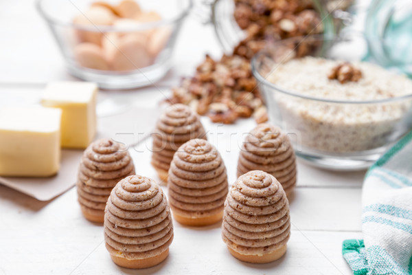 Traditionellen Biene Nest Kuchen Holz Zutaten Stock foto © tommyandone