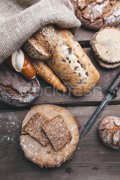 Stockfoto: Heerlijk · vers · brood · binnenkant · zak · houten