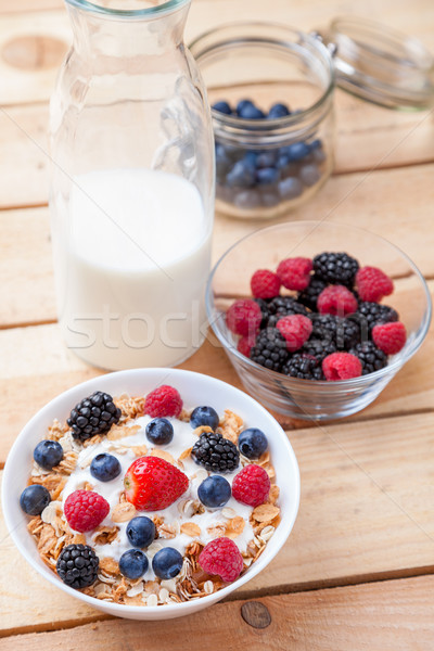 Foto stock: Saudável · nutritivo · iogurte · cereal · fresco