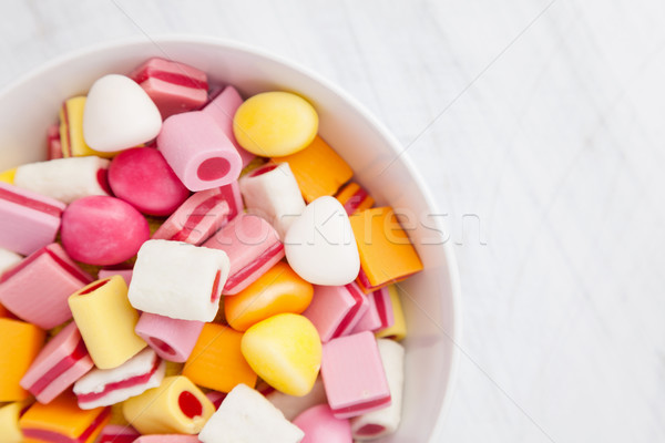 Délicieux sweet bonbons espace de copie coloré fond [[stock_photo]] © tommyandone