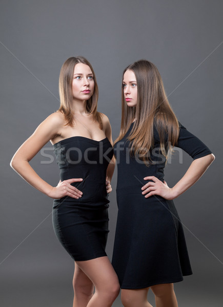 [[stock_photo]]: Portrait · noir · robes · studio · famille