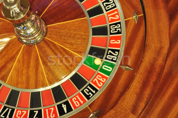 Rueda de la ruleta imagen casino pelota número cero Foto stock © tony4urban