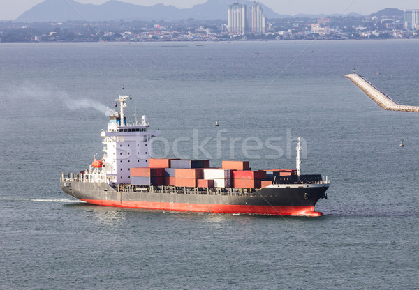 Frachtschiff Segeln Meer Boot Handel Versandkosten Stock foto © tungphoto